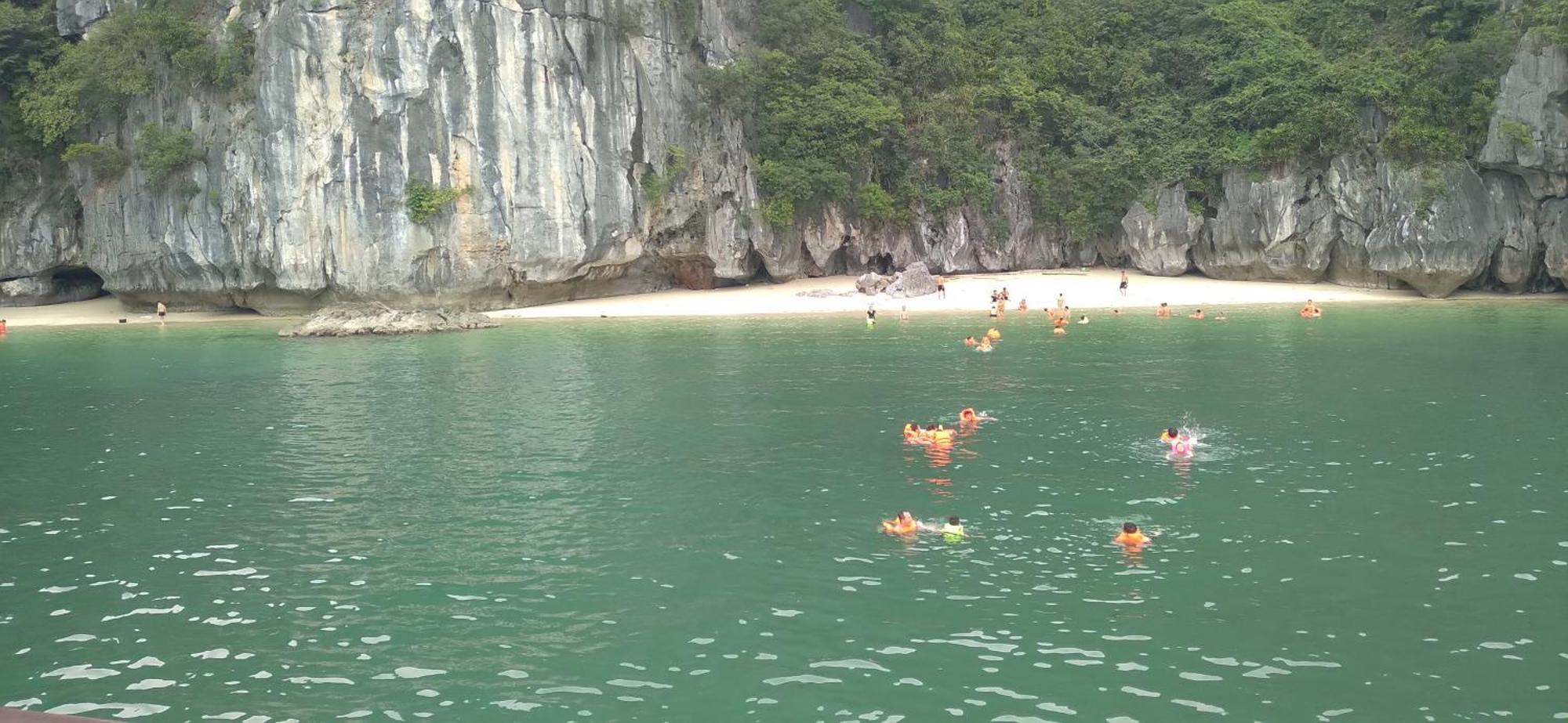Cat Ba Victory Hostel Dong Khe Sau Екстер'єр фото