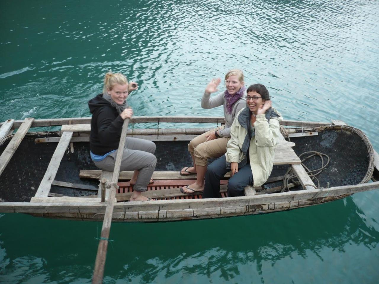 Cat Ba Victory Hostel Dong Khe Sau Екстер'єр фото
