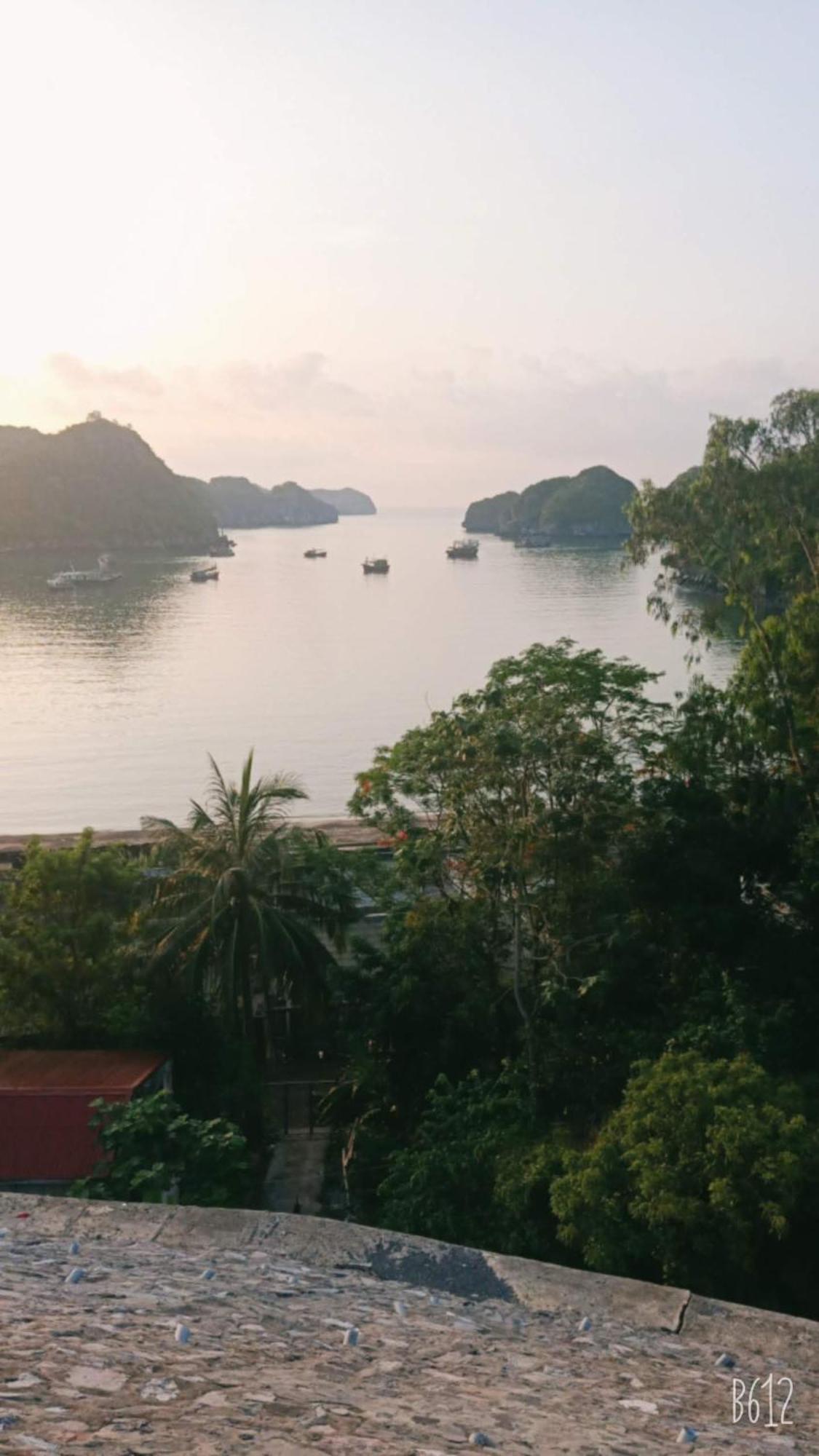 Cat Ba Victory Hostel Dong Khe Sau Екстер'єр фото